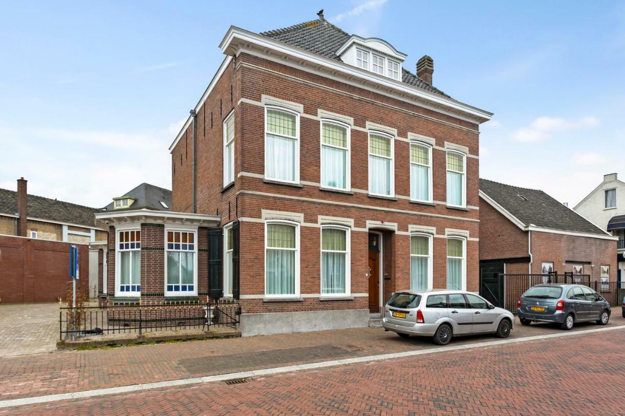 Hotel Heere Raamsdonksveer Exterior photo